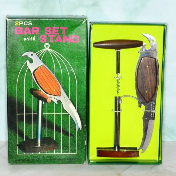 Vintage Parrot Bar Tool Set In Box Fun Decor Never Used Home Entertainment - Picture 1 of 4